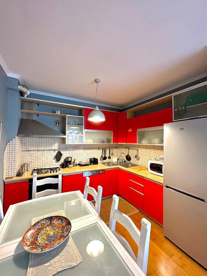 Central Inn Home Тирана Екстериор снимка
